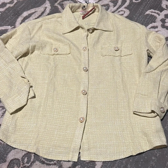 Andree button front shirt. New with tags. Pale yellow. Shacket - Picture 1 of 5
